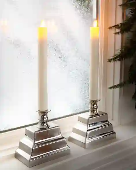 镍奇迹火焰LED窗户蜡烛，一套两支，由AG8真人平台 SSC 30