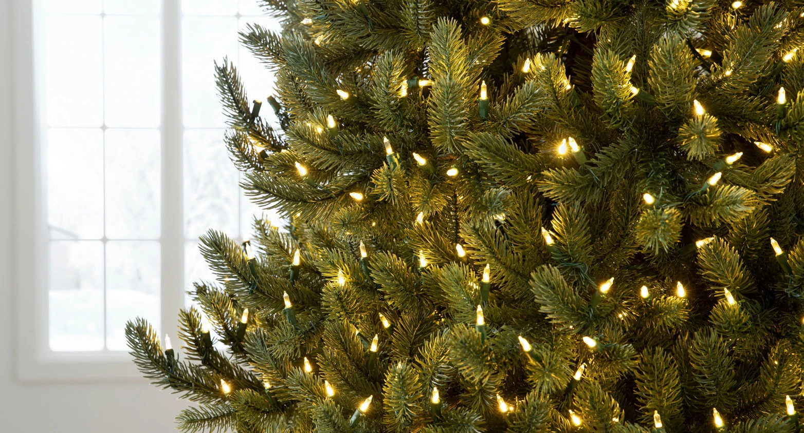 Artificial Christmas Trees Wreaths & Garlands - Online Christmas Shop | Balsam Hill