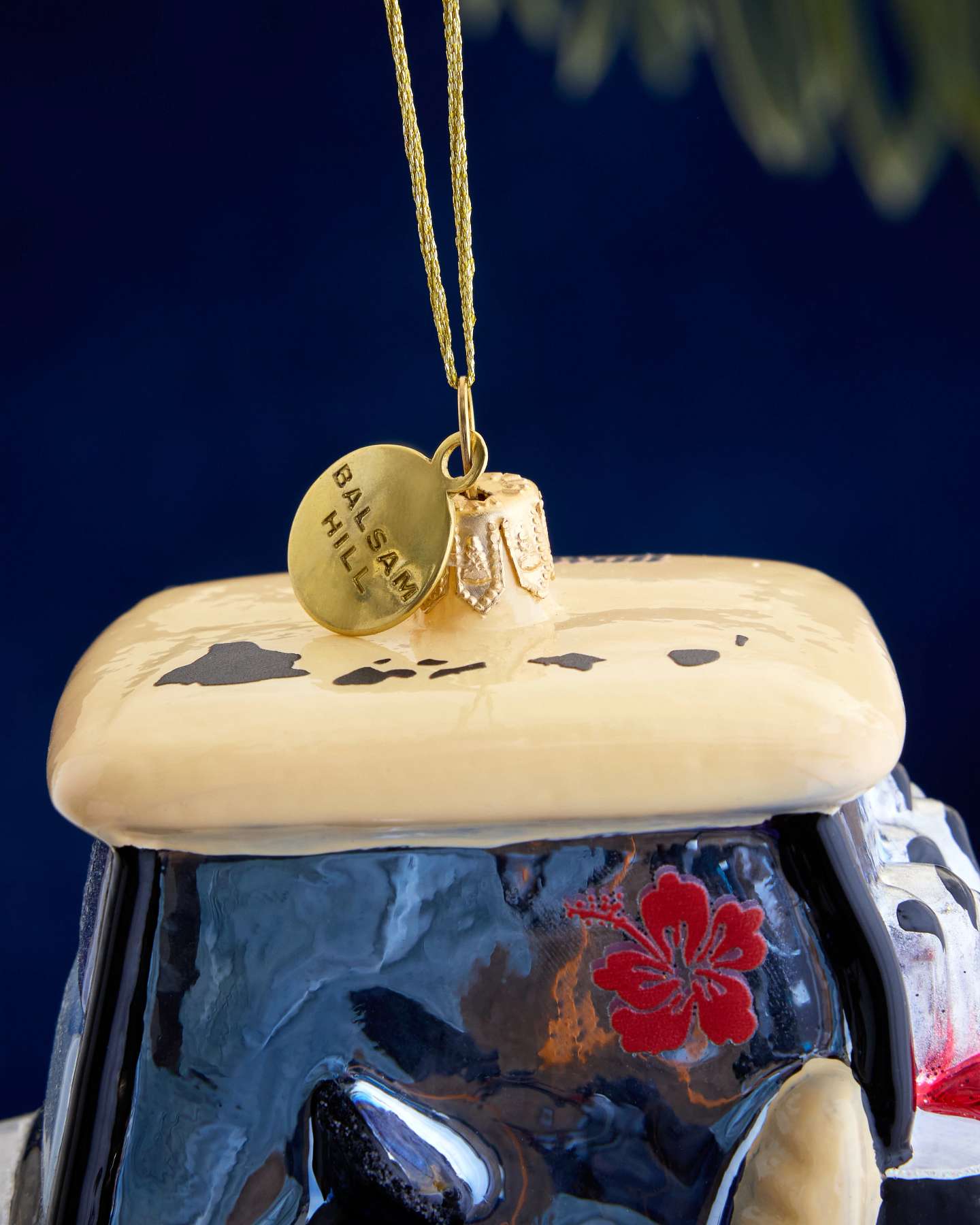 Balsam Hill Studio Maui Beige Golf Cart Ornament