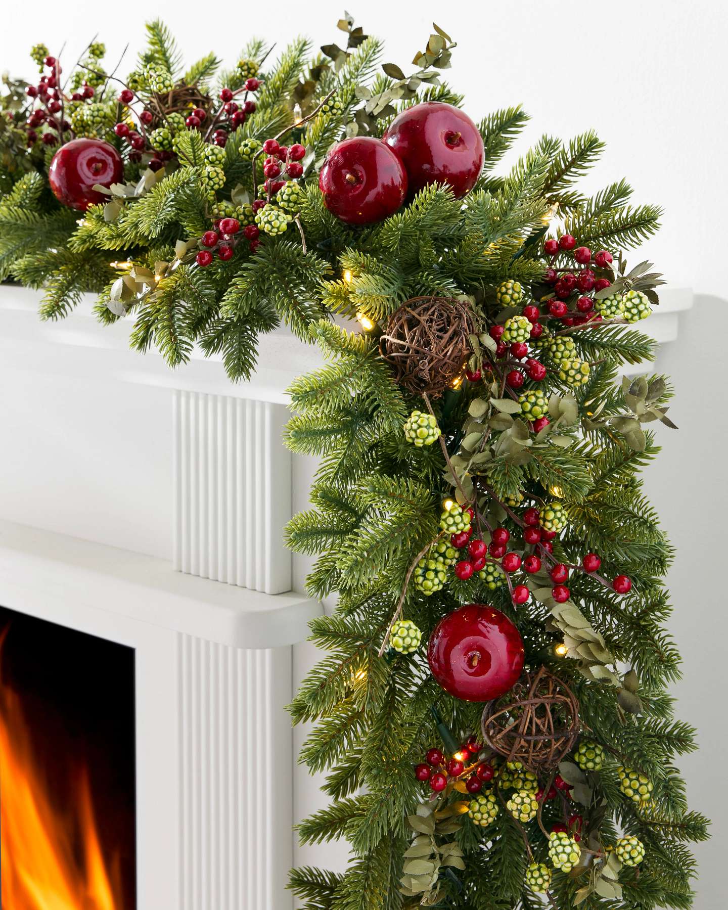 10ft LEDCL Norway Spruce Holiday Garland by Balsam Hill SSC