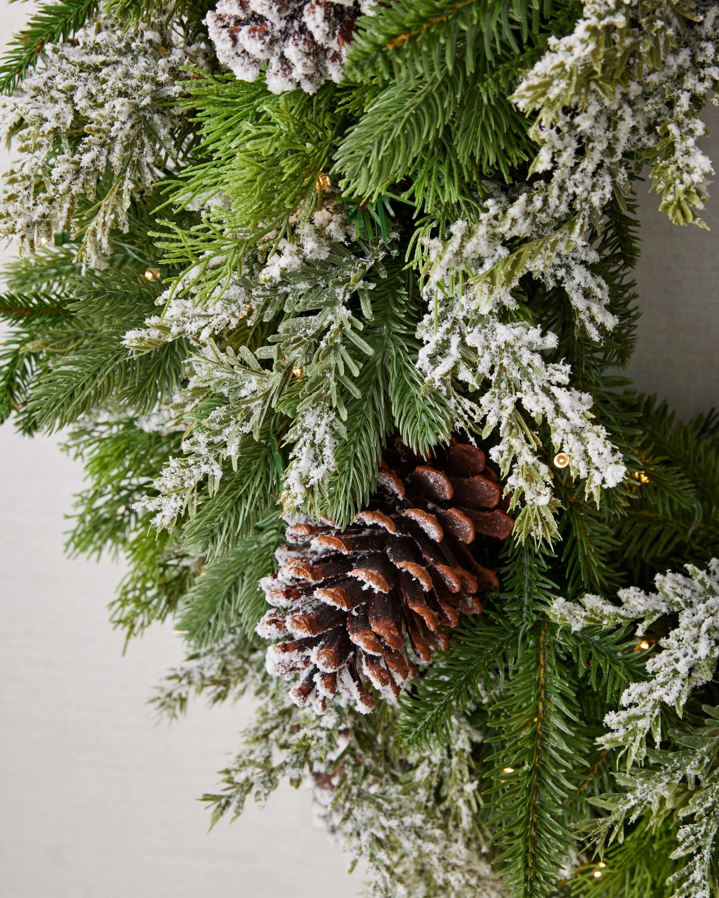 Couronne forêt hivernale de 28 po