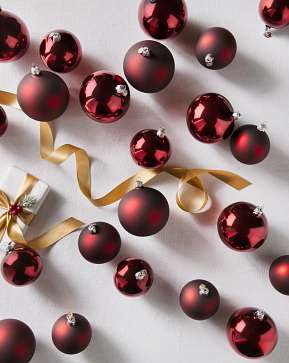 Burgundy BH Essentials Classic Ornament Set Burgundy BH Essentials Classic Ornament Set