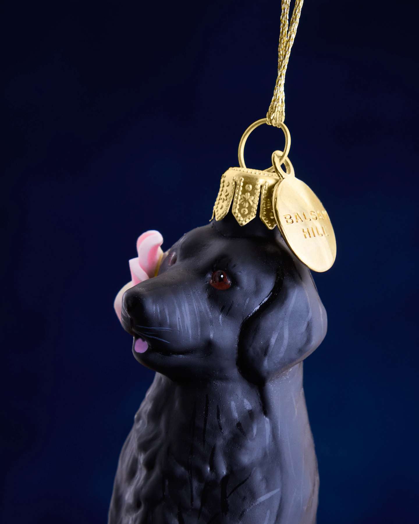 Balsam Hill Studio Black Labrador with Plumeria Ornament