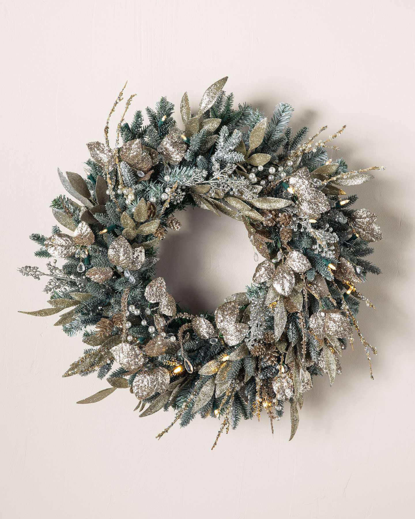 Balsam Hill Champagne and Crystal Artificial Christmas Wreath 28-Inch LED Full Display
