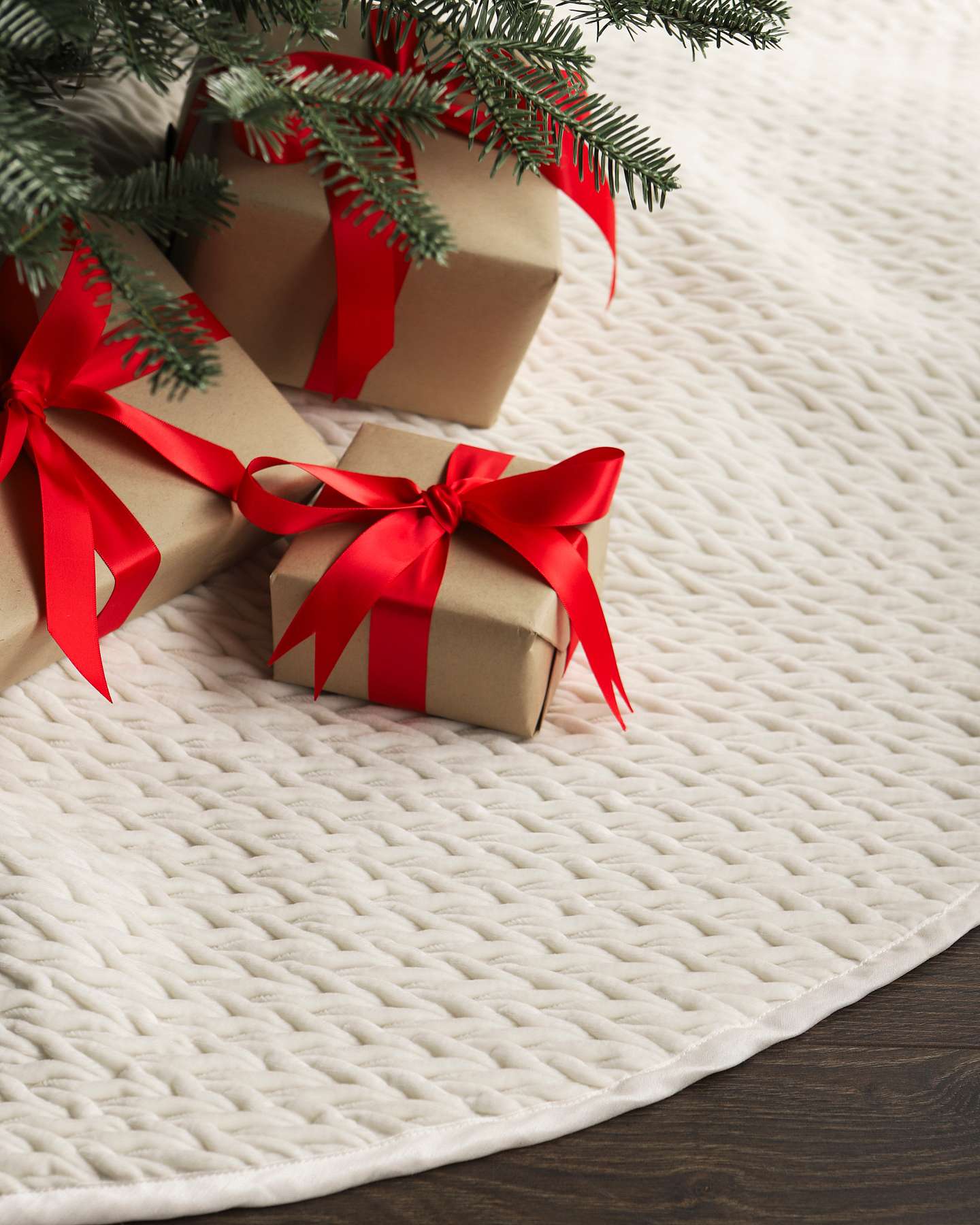 Balsam Hill White Plush Braid Tree Skirt Product Showcase
