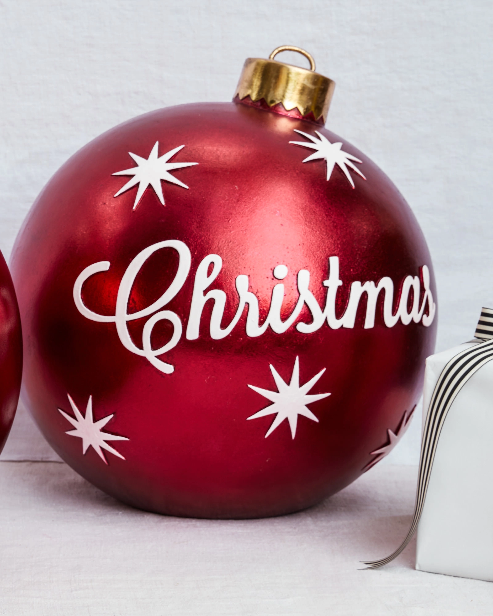Exterior christmas balls deals