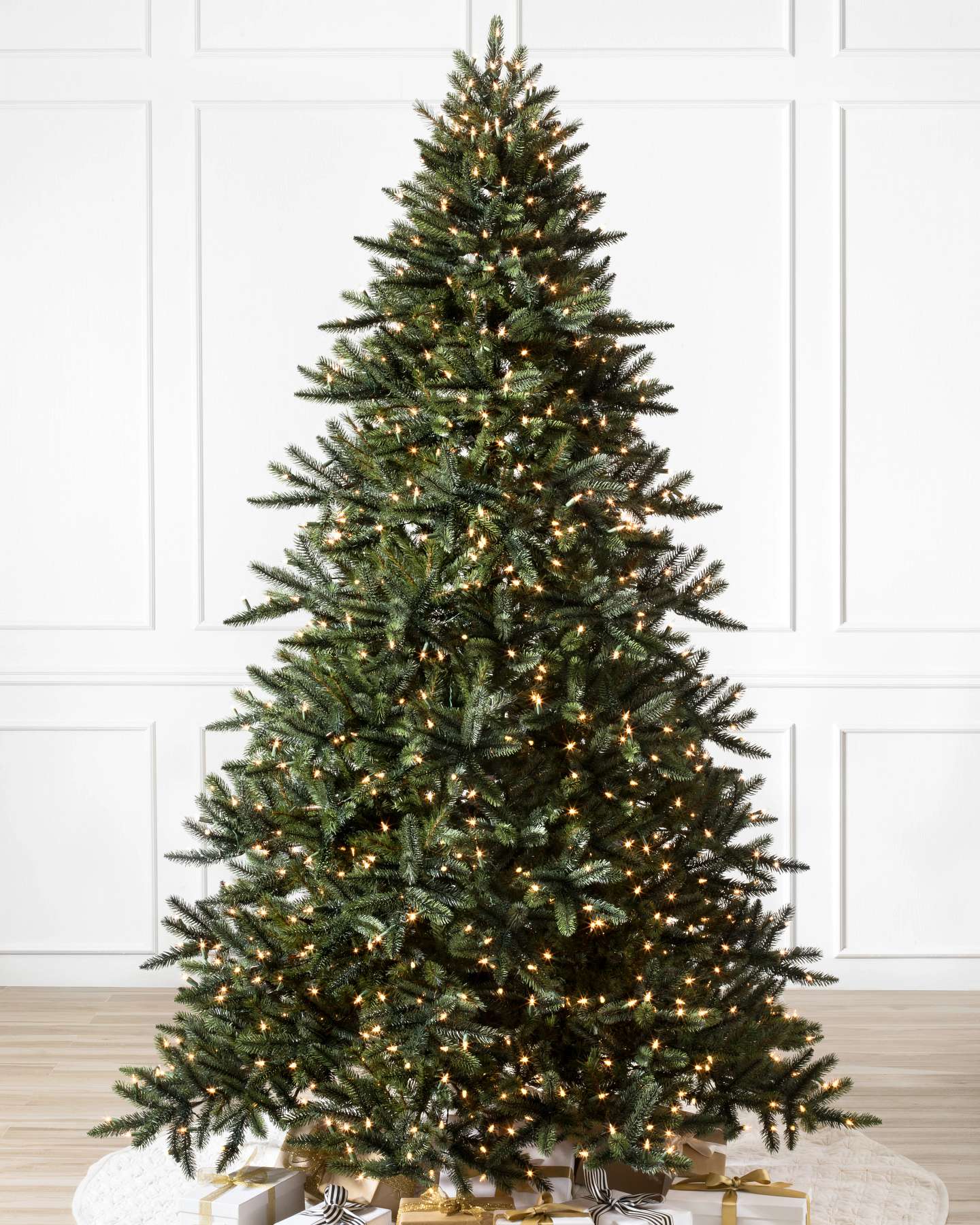 Balsam Hill California Baby Redwood Christmas Tree Stunning LED Light Display