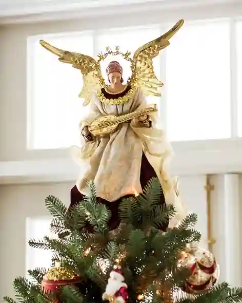 诺埃尔天使圣诞树顶饰由Balsam Hill SSC设计欧宝体育com