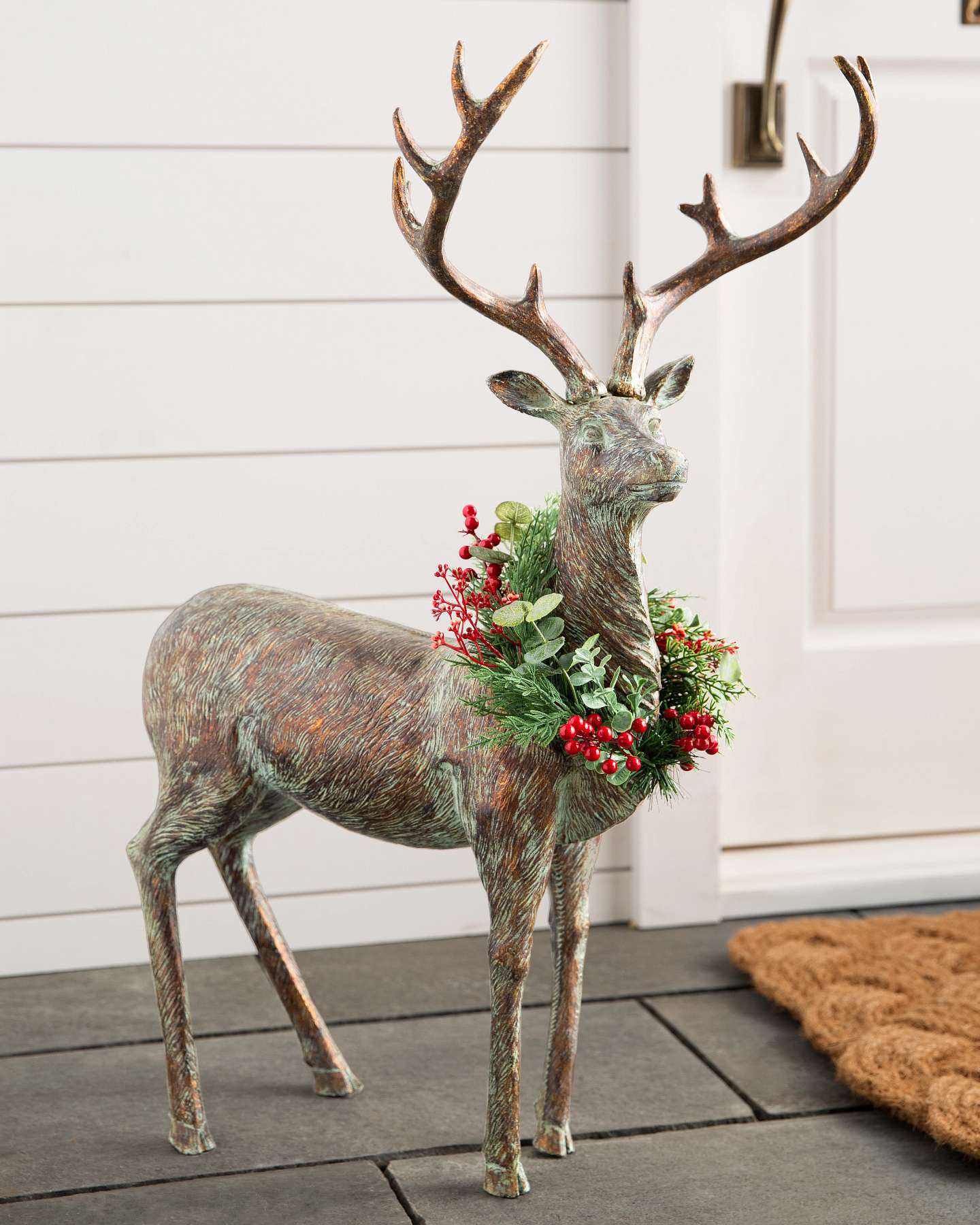 Balsam Hill Weihnachtsdekoration Hirsch im Antik-Look, stehend | Ausstellungsstück