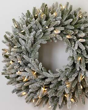 BH Frosted Fraser Fir Wreath BH Frosted Fraser Fir Wreath
