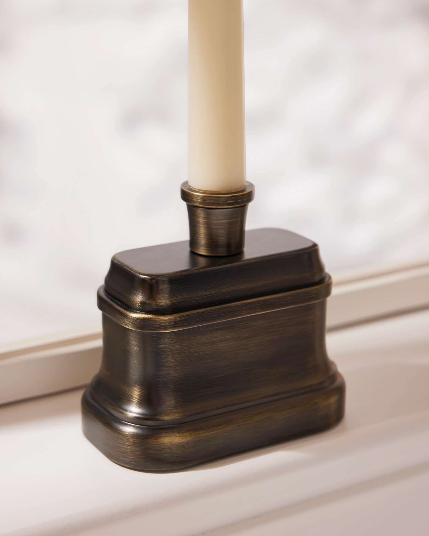 Bougies à flamme vacillante vintage avec LED Miracle Flame pour fenêtre en bronze, lot de 2 | Détail