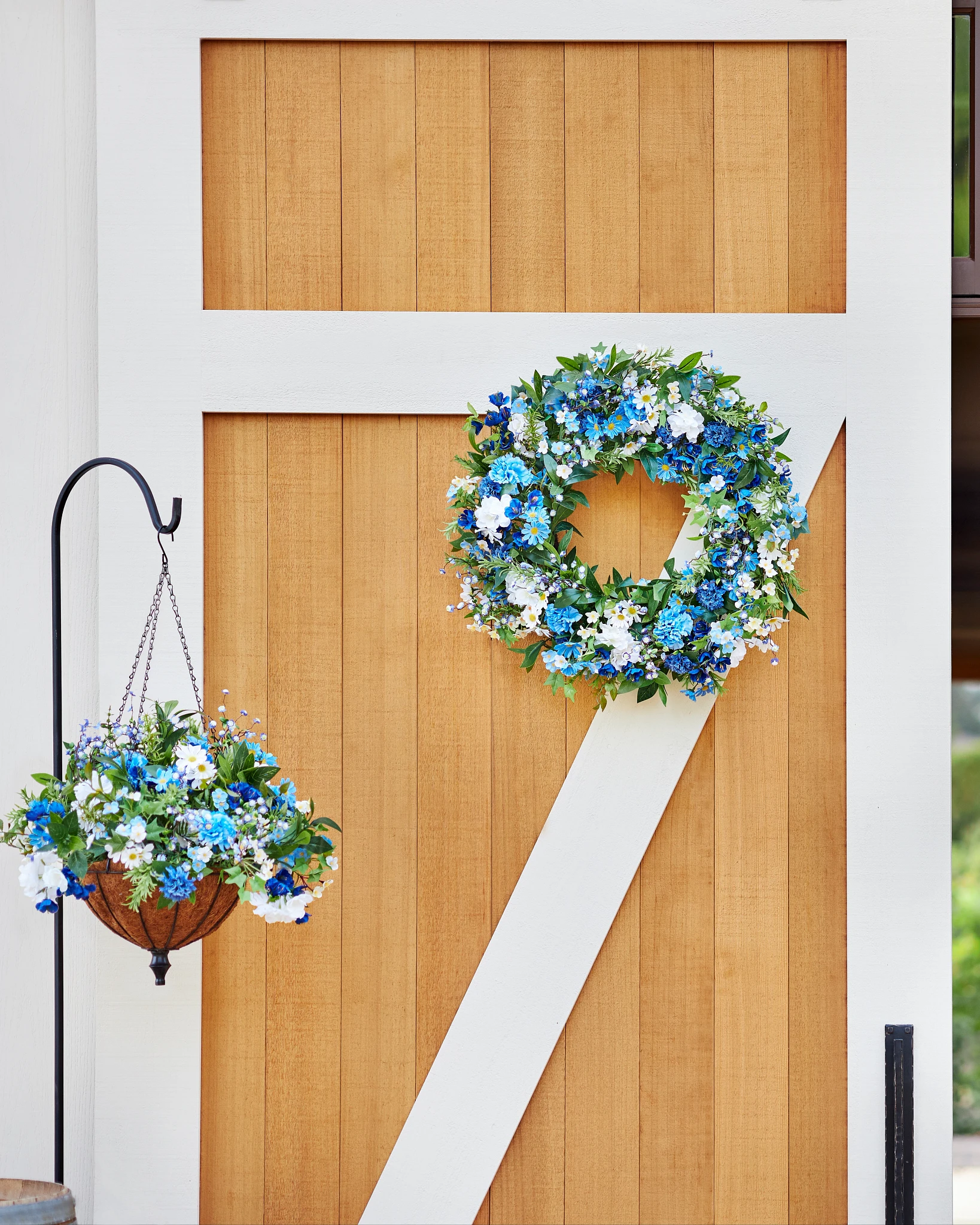 Balsam Hill Seaside Cottage Hanging Basket - Thumbnail 5