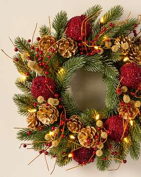 Vermont White Spruce Bordeaux Wreath Vermont White Spruce Bordeaux Wreath