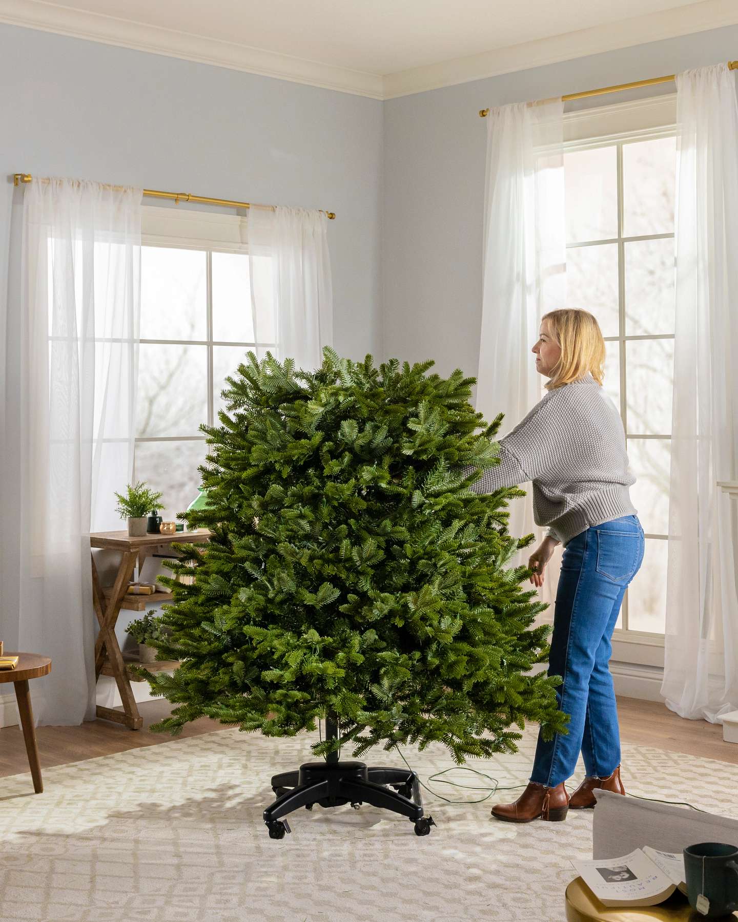 Balsam Hill Fraser Fir Flip Artificial Christmas Tree Setup Step 3