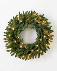 Fraser Fir artificial wreath with lights