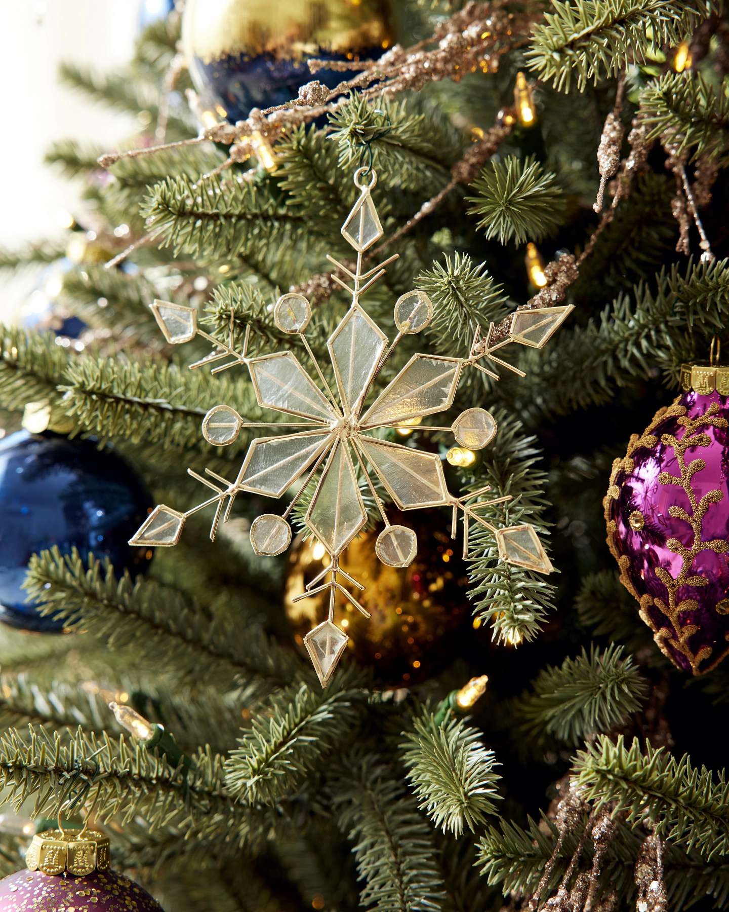 Snowflake Capiz Ornament Set