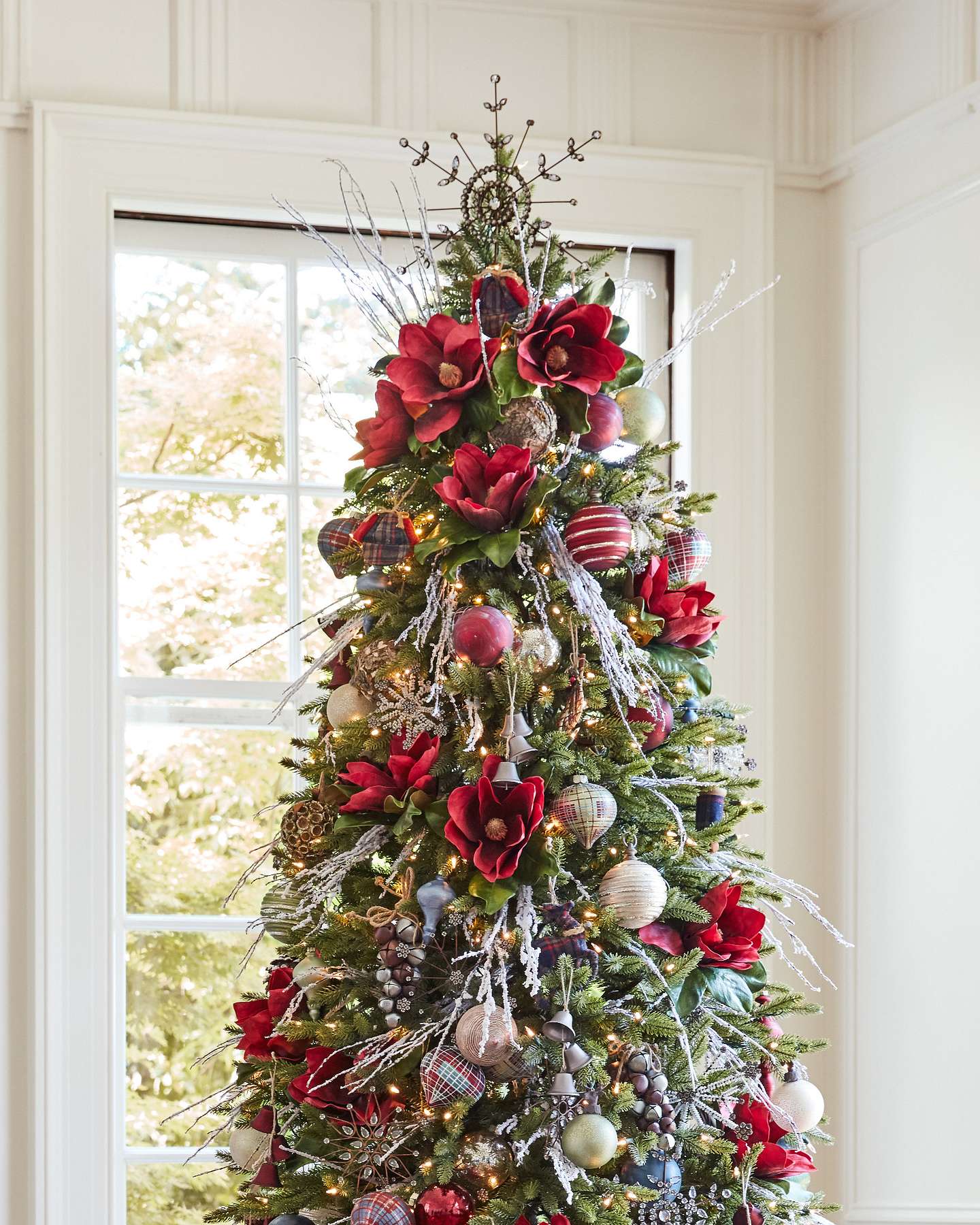 Balsam Hill Antiqued Snowflake Tree Topper Christmas Centrepiece