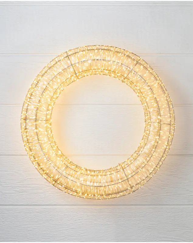 Outdoor Super Bright Wreath by Balsam Hill SSC