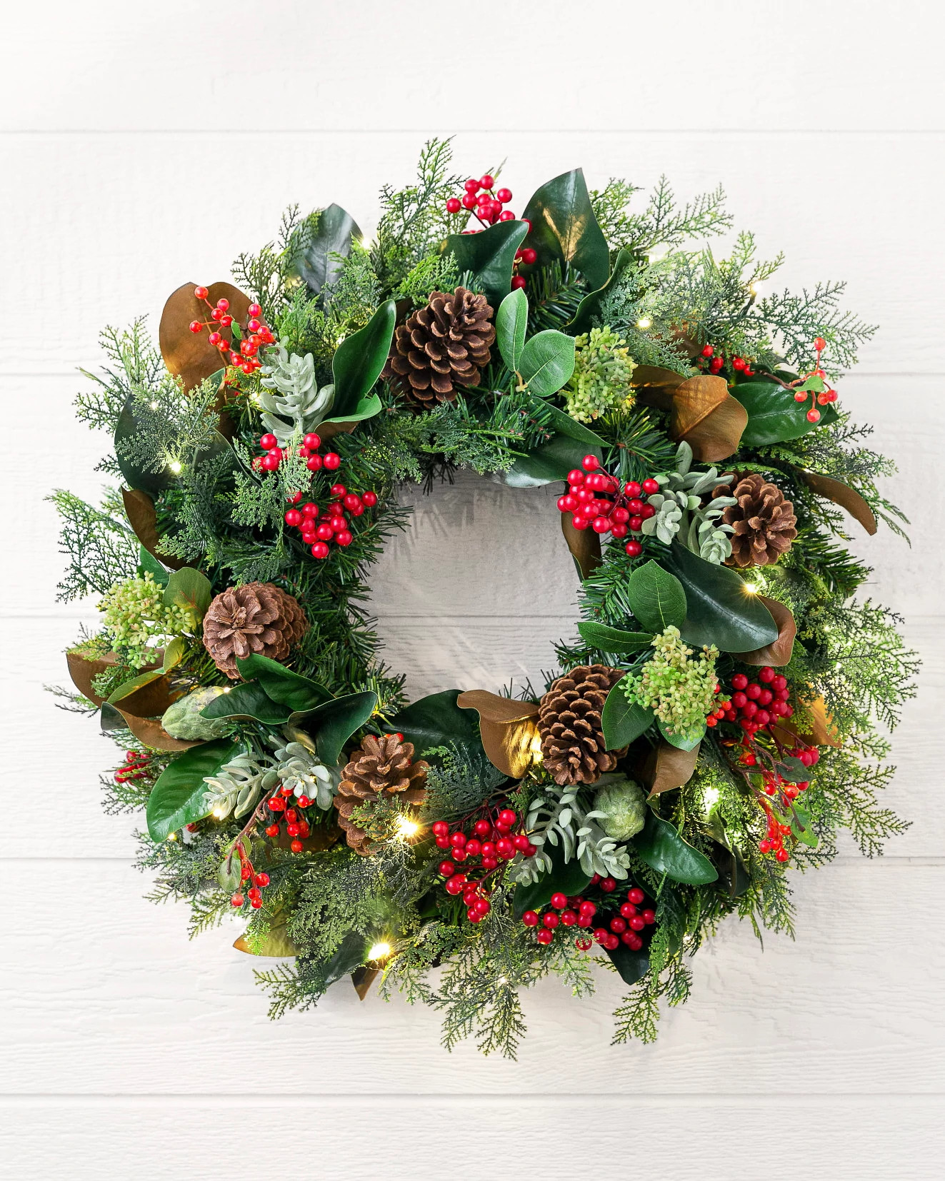 Outdoor Magnolia Ridge Artificial Christmas Wreath | Balsam Hill