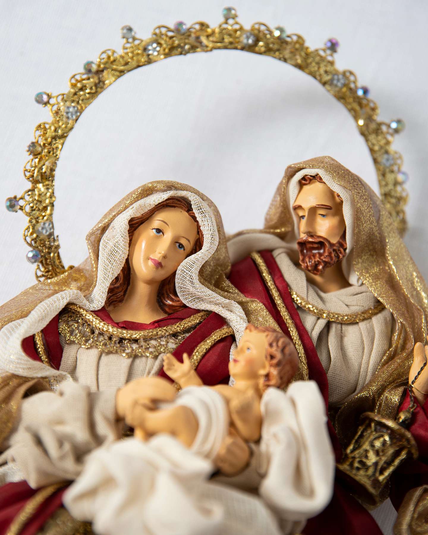 Décoration pour cime de sapin de Noël, Sainte-Famille, bourgogne, 16 po