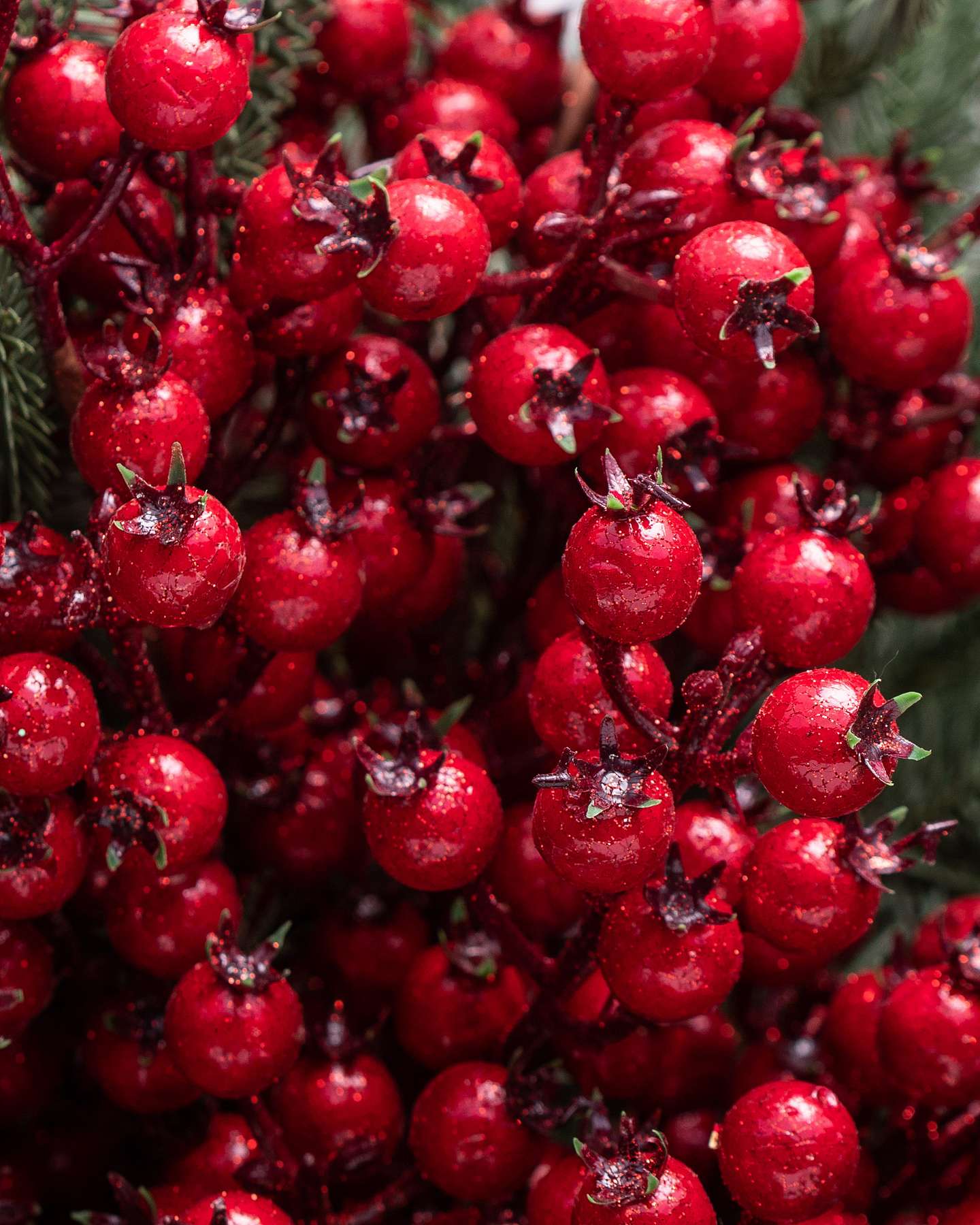 Balsam Hill Red Berry Bouquet Artificial Christmas Tree Topper Closeup Showcase