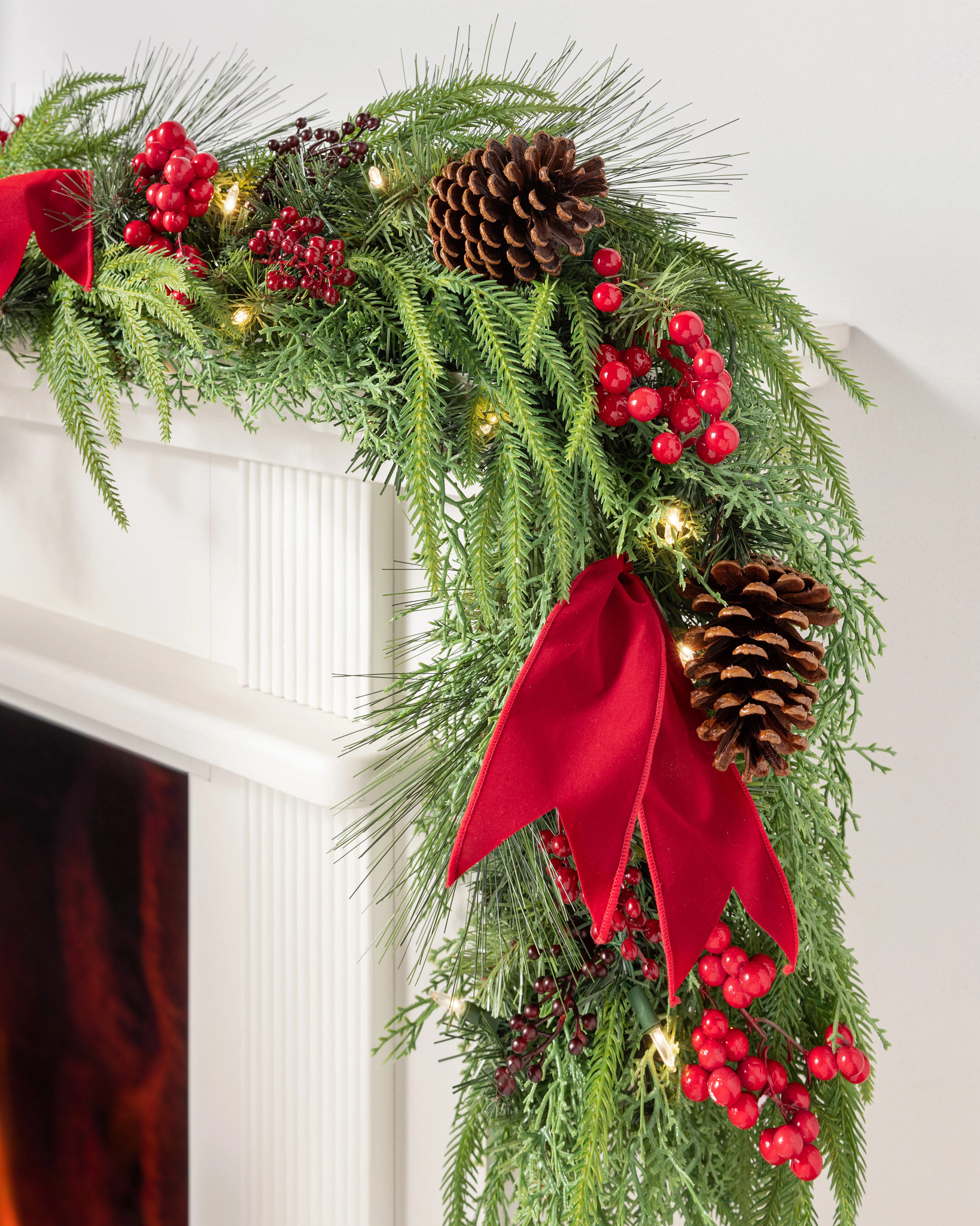 Grand Heritage Artificial Christmas Garland | Balsam Hill