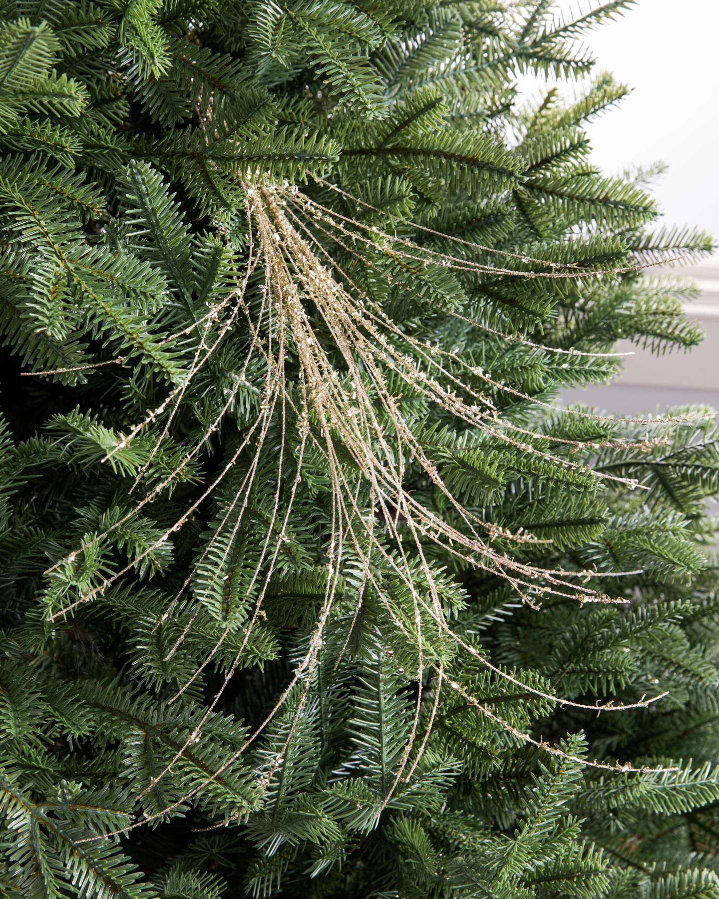 Balsam Hill Gold Glittering Horsetail Artificial Christmas Tree Picks Set of 12 Display