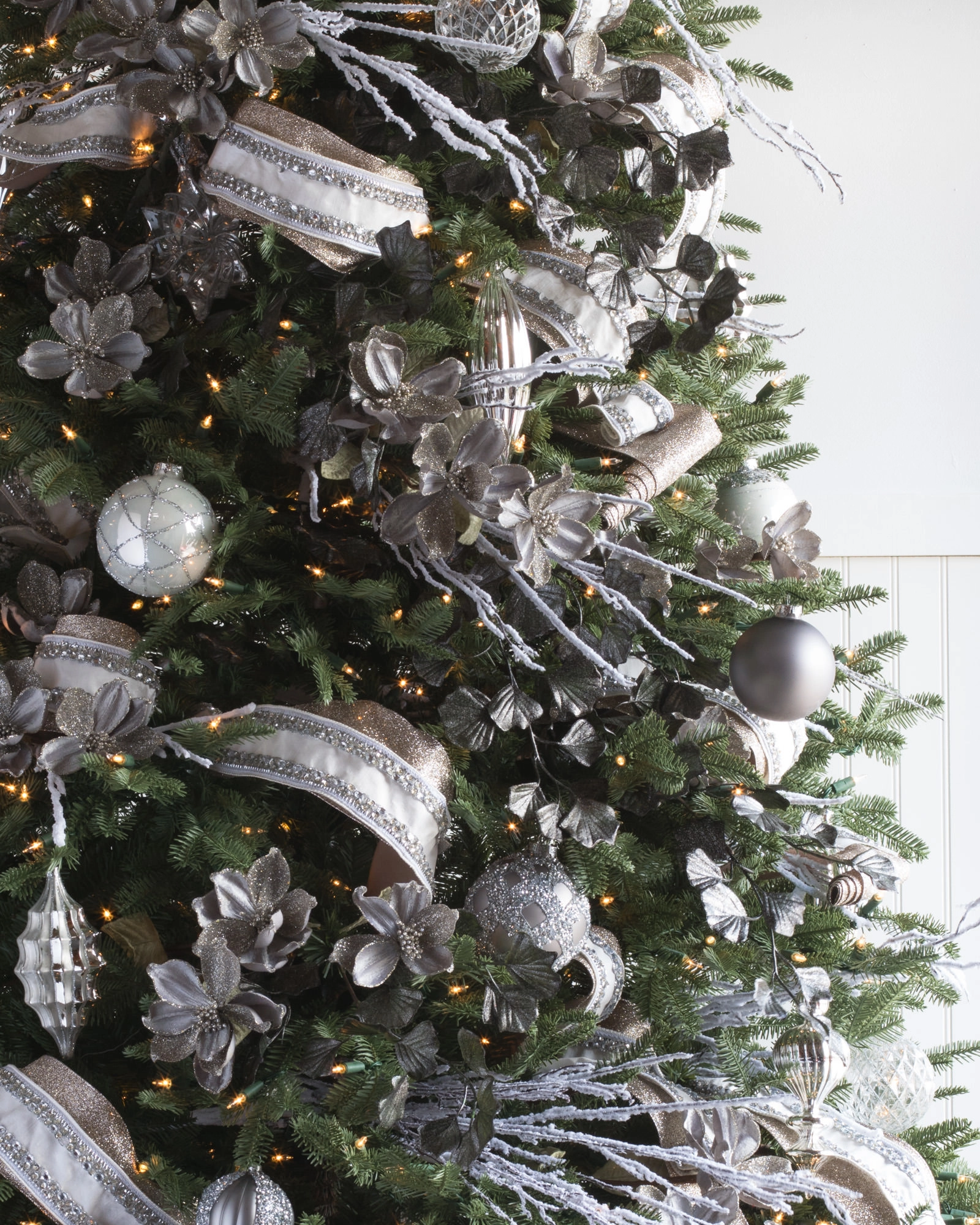 Crystal Palace Christmas Ornament Set