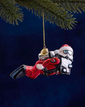 Balsam Hill Studio Scuba Santa Ornament Balsam Hill Studio Scuba Santa Ornament