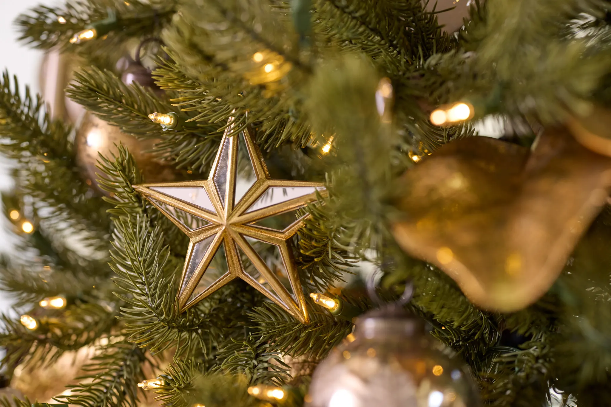 Featured: Mirrored Star Ornament