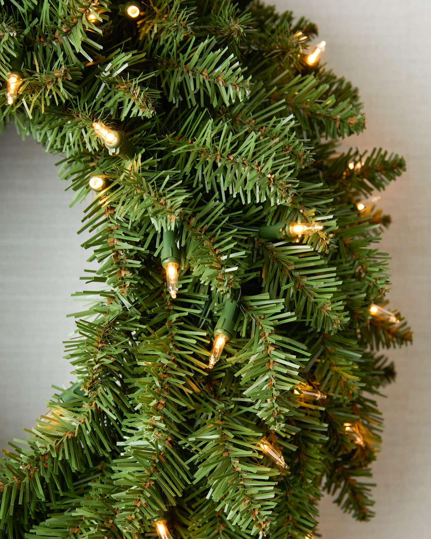 Balsam Hill 22-Inch Double-Sided Berkshire Mountain Artificial Christmas Wreath LED Lights Closeup