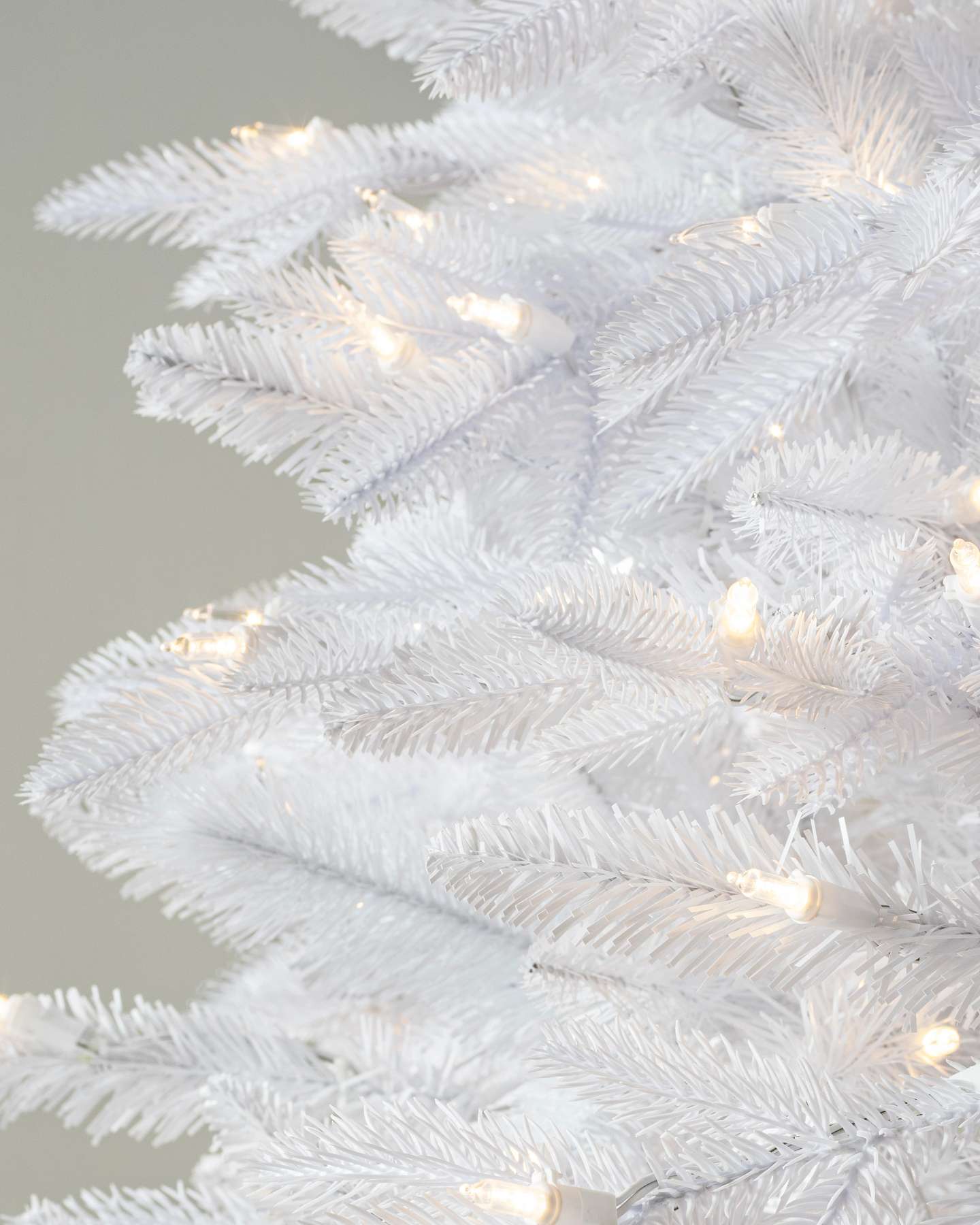 Balsam Hill Mount Washington White Christmas Tree with Realistic Foliage