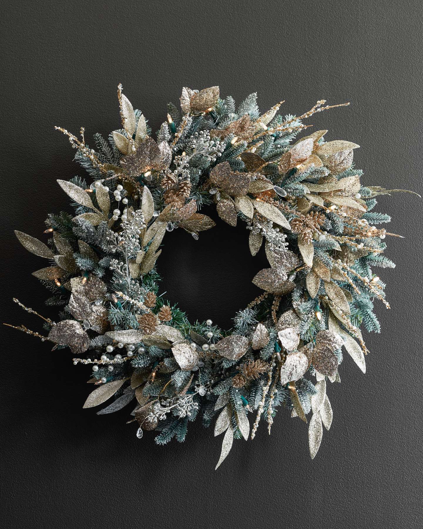 Balsam Hill Champagne and Crystal Artificial Christmas Wreath LED Full Display