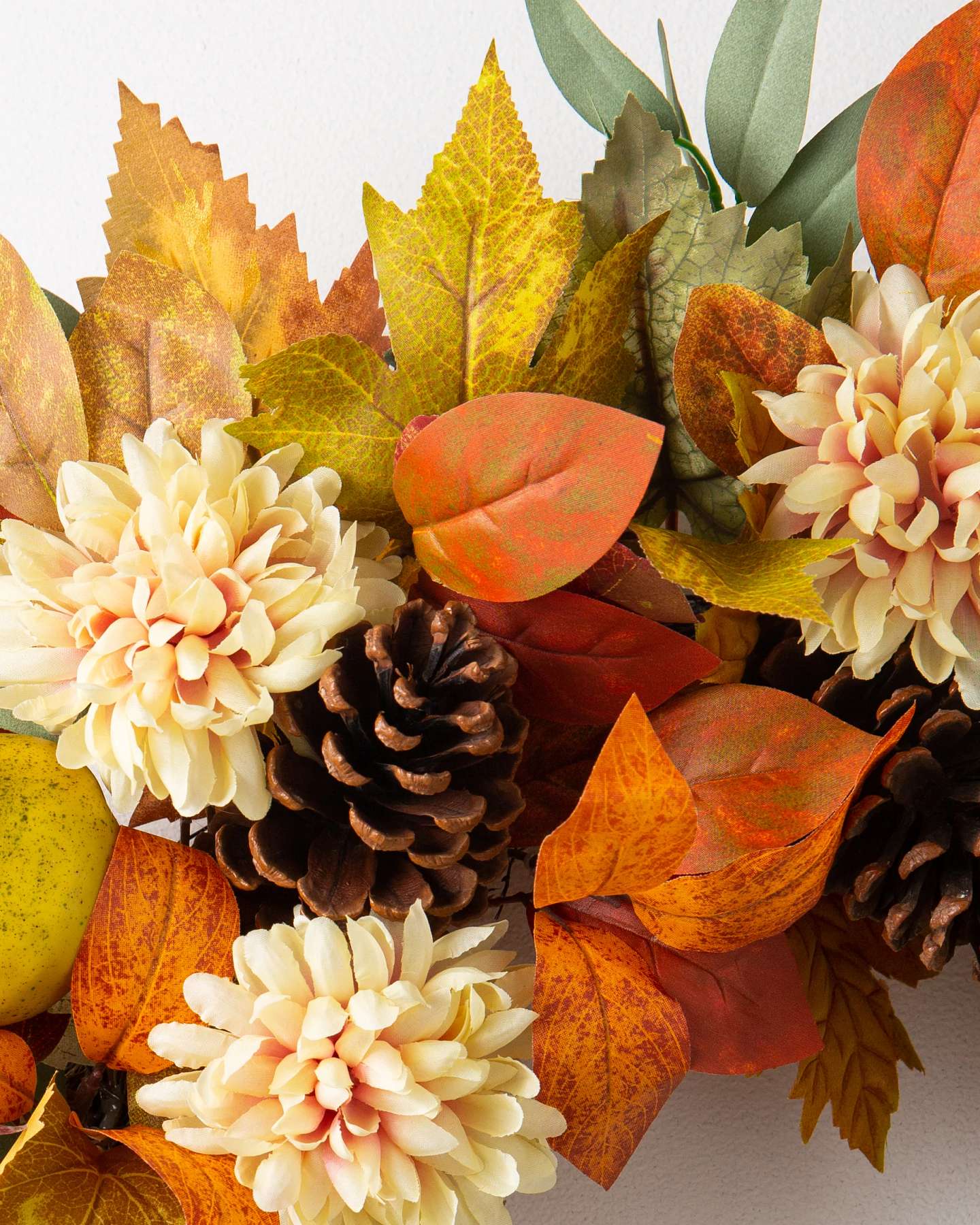 Balsam Hill Sweet Pear Artificial Wreath 28-Inch with Delicate Details