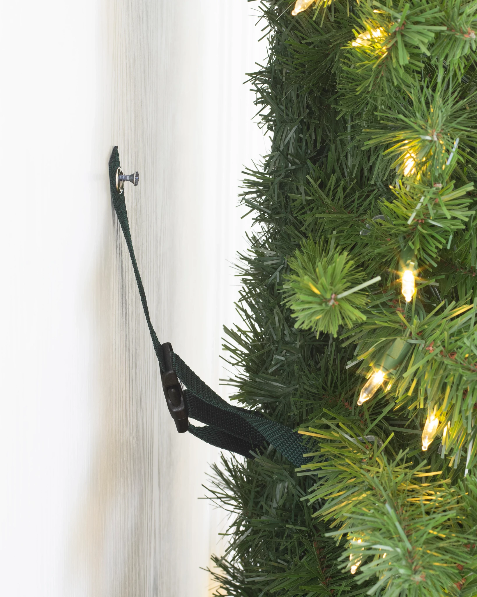 Halber Weihnachtsbaum Kensington | Balsam Hill