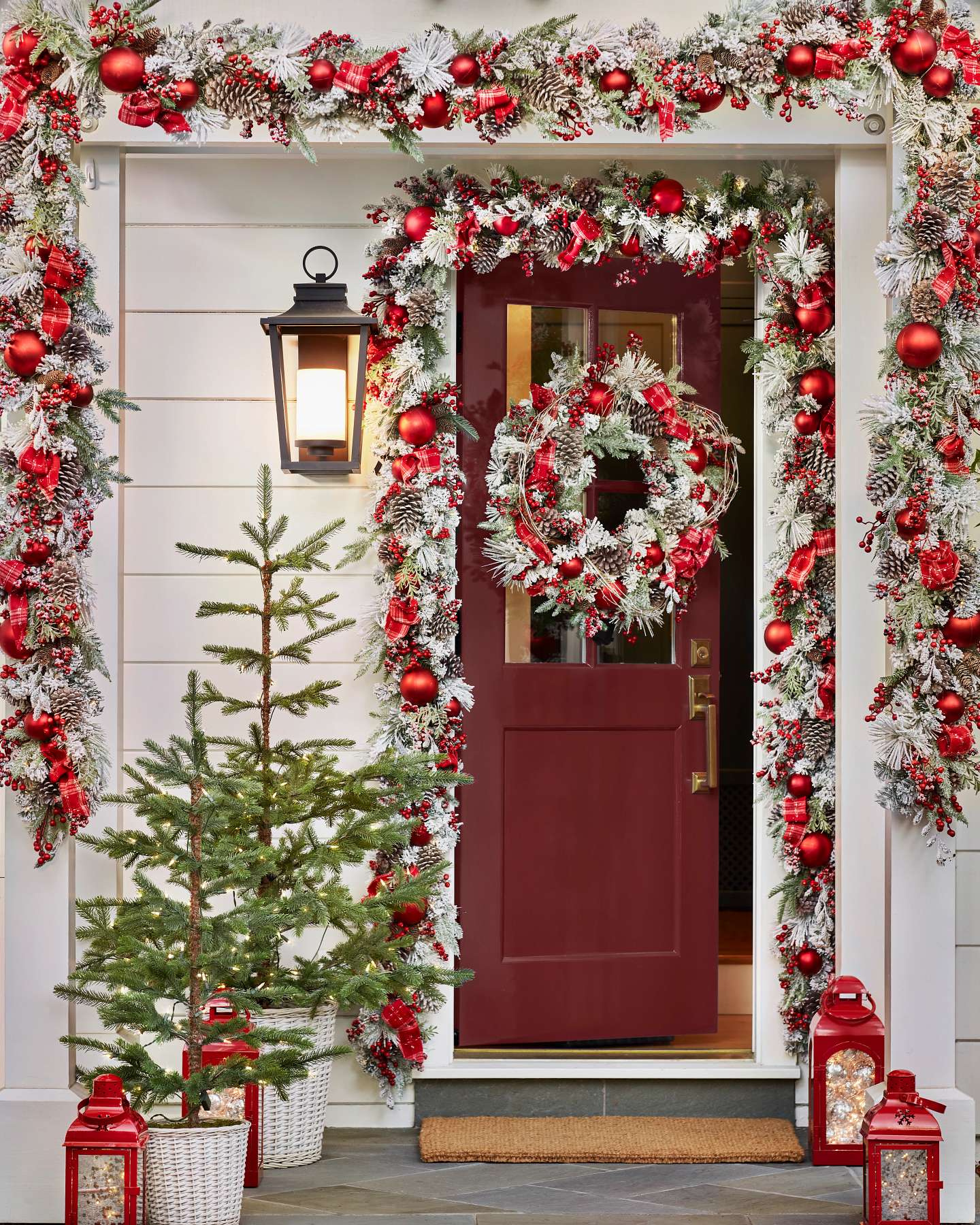Balsam Hill Festive Farmhouse Artificial Christmas Foliage Lifestyle Outdoor Display