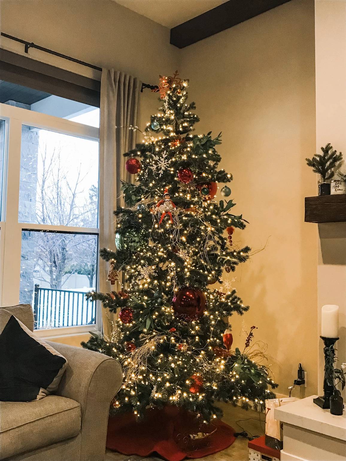 Yukon Spruce Artificial Christmas Tree | Balsam Hill
