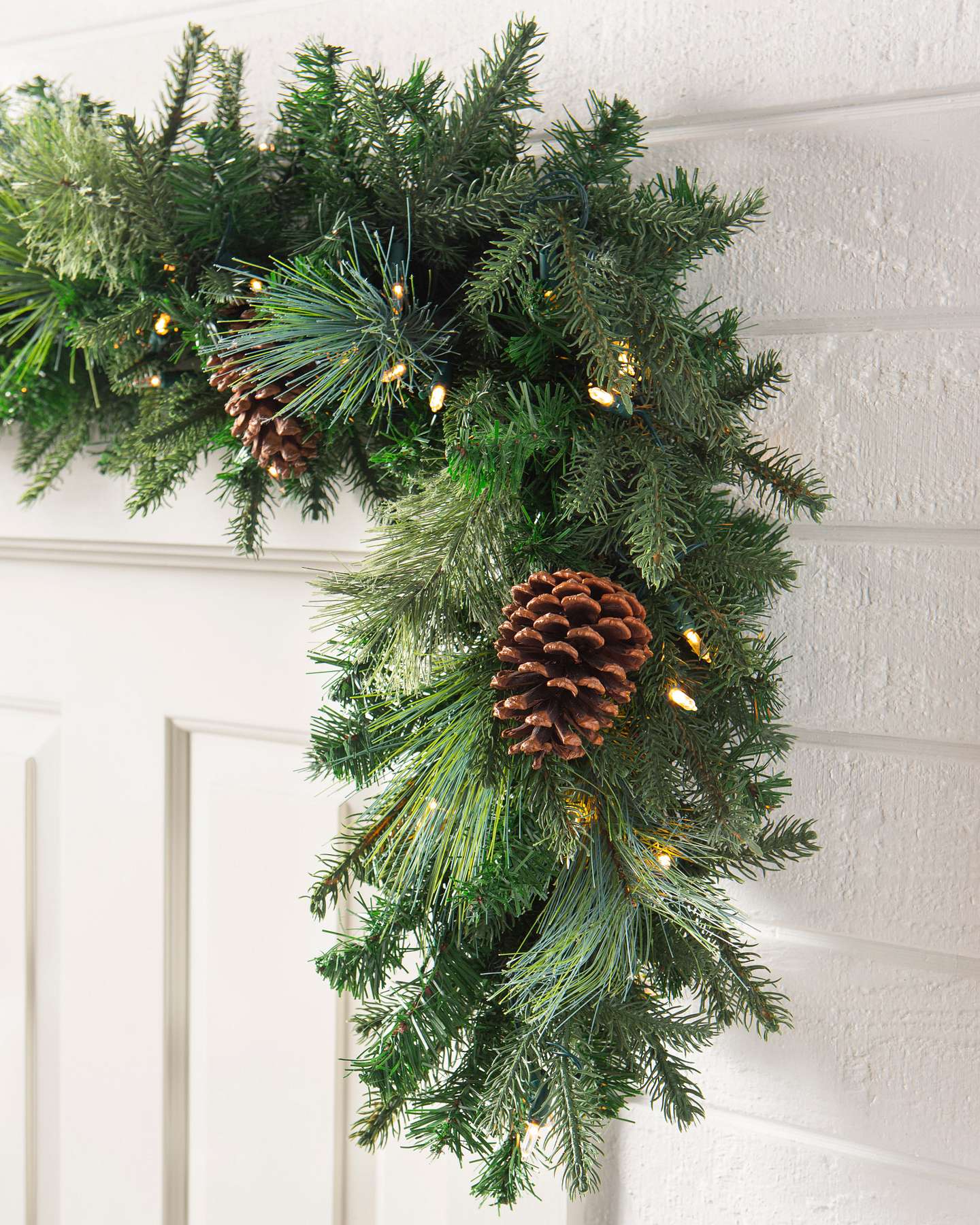 Mixed Evergreen with Pinecones Garland 2 Pack by Balsam Hill LED