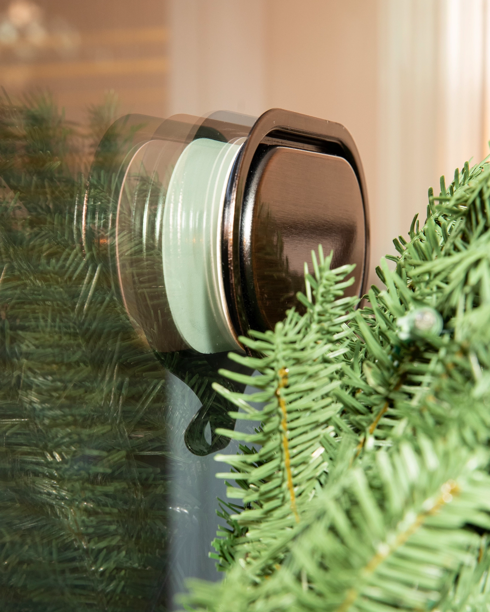 Magnetic Wreath Hanger