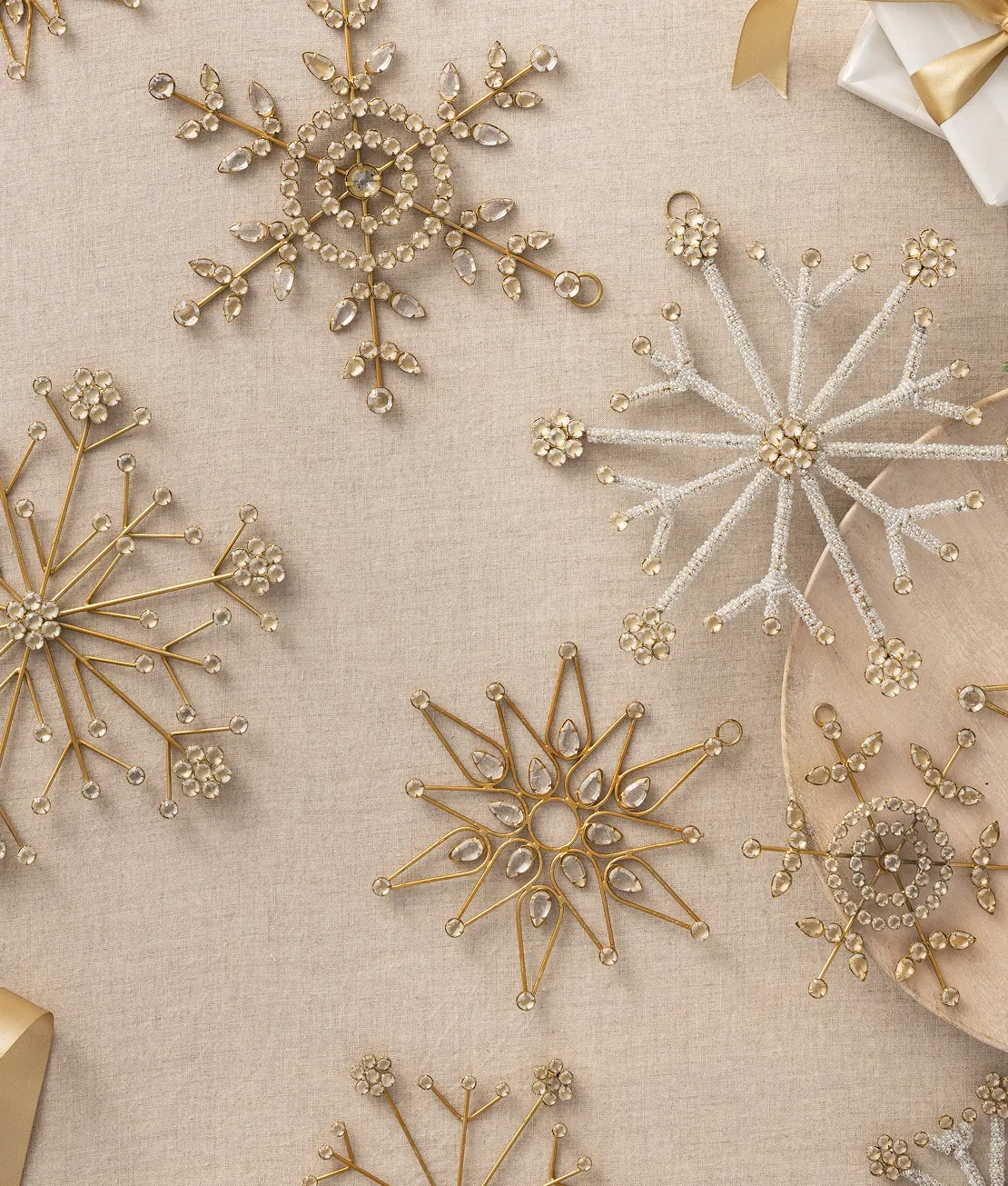 Antiqued Snowflake Christmas Bauble Collection