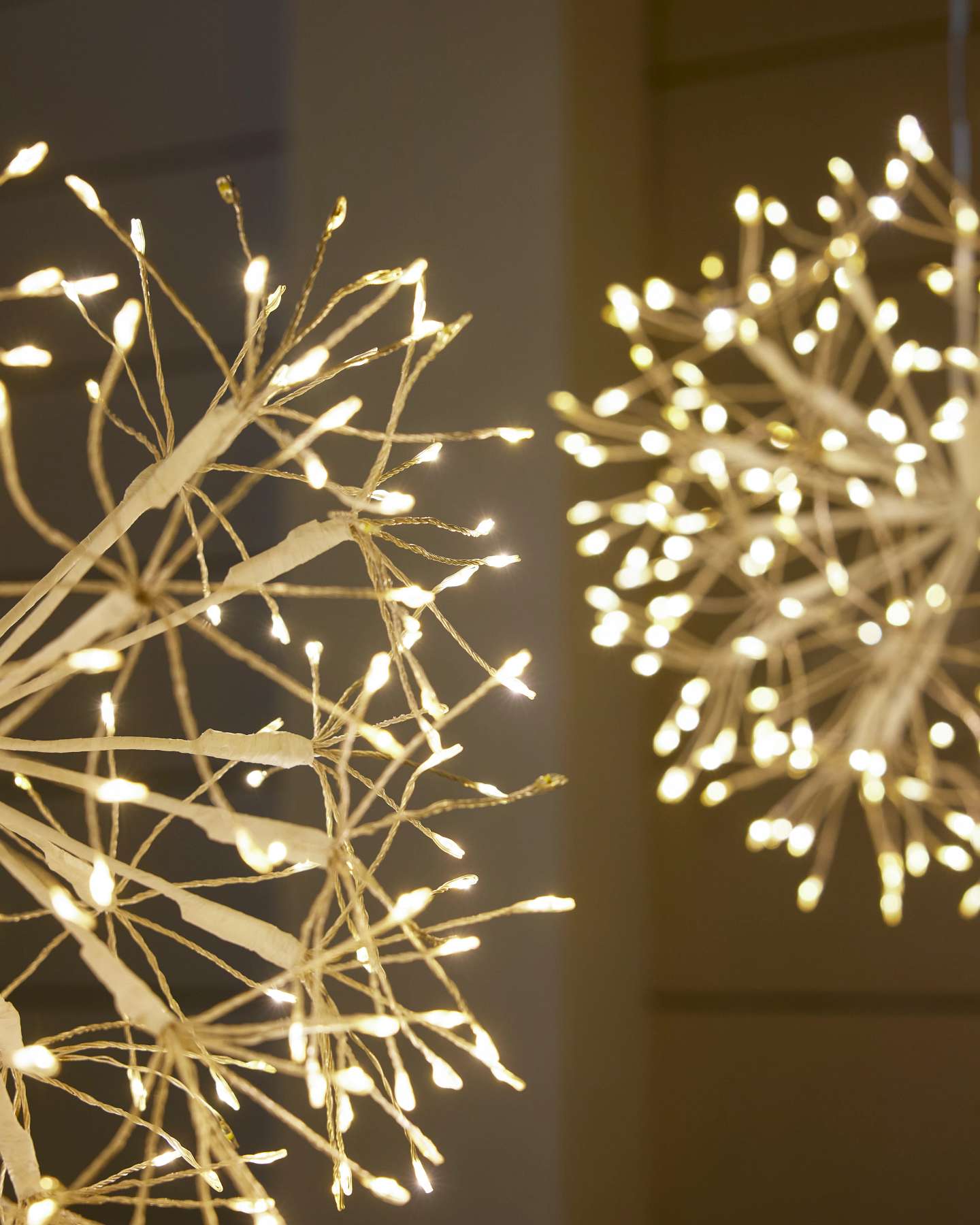 8in White Outdoor Cluster Fairy Starburst Lights by Balsam Hill Set of 2