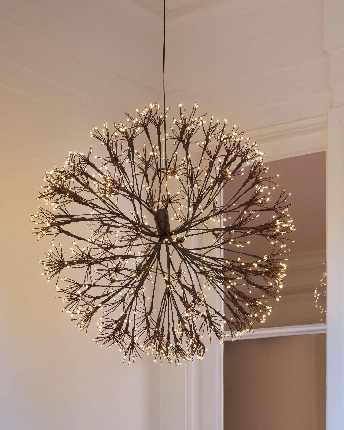 Balsam Hill 24-Inch Brown Outdoor Cluster Fairy Starburst Lights