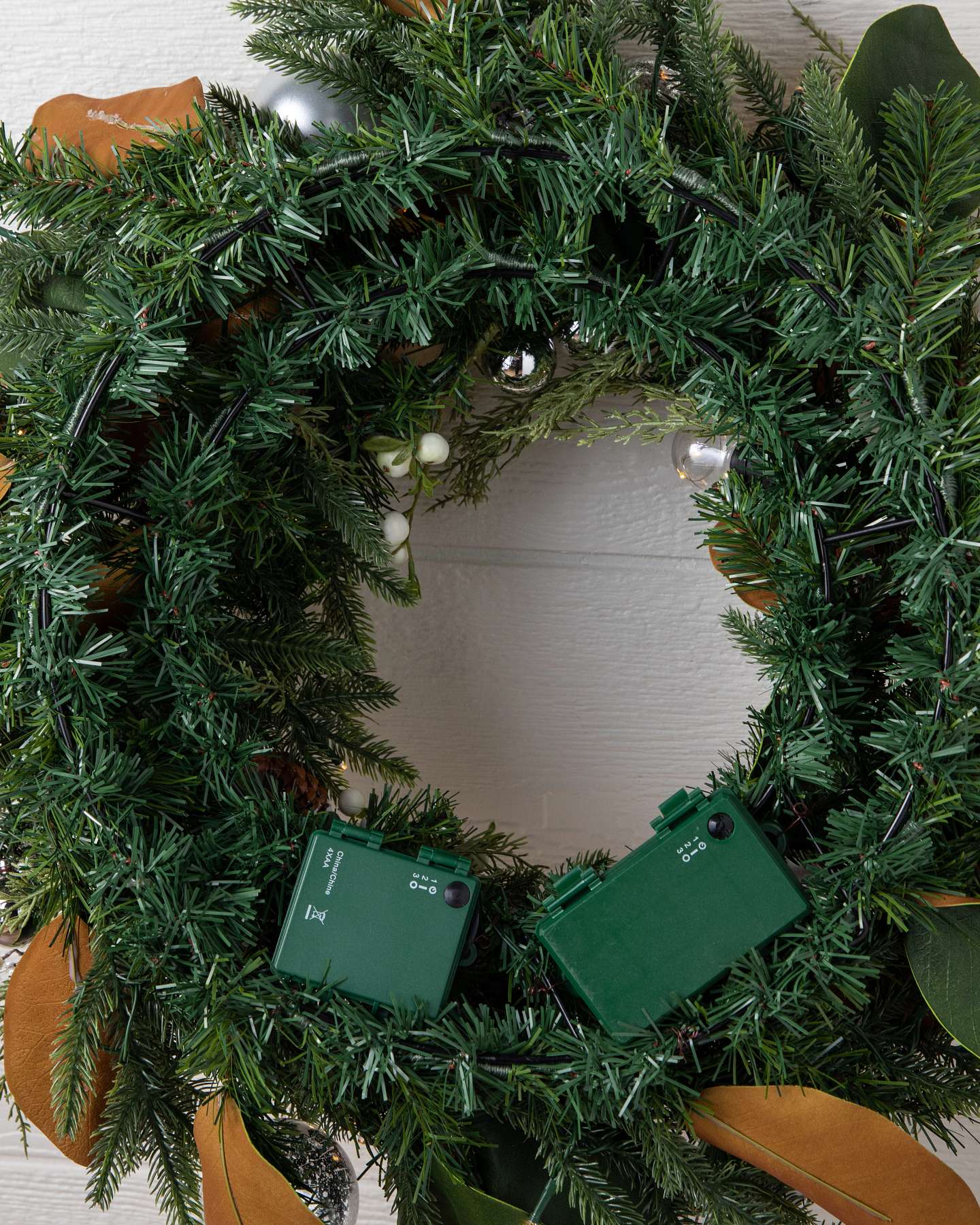 Balsam Hill Outdoor Sterling Memories Artificial Christmas Wreath 28-Inch LED Closeup