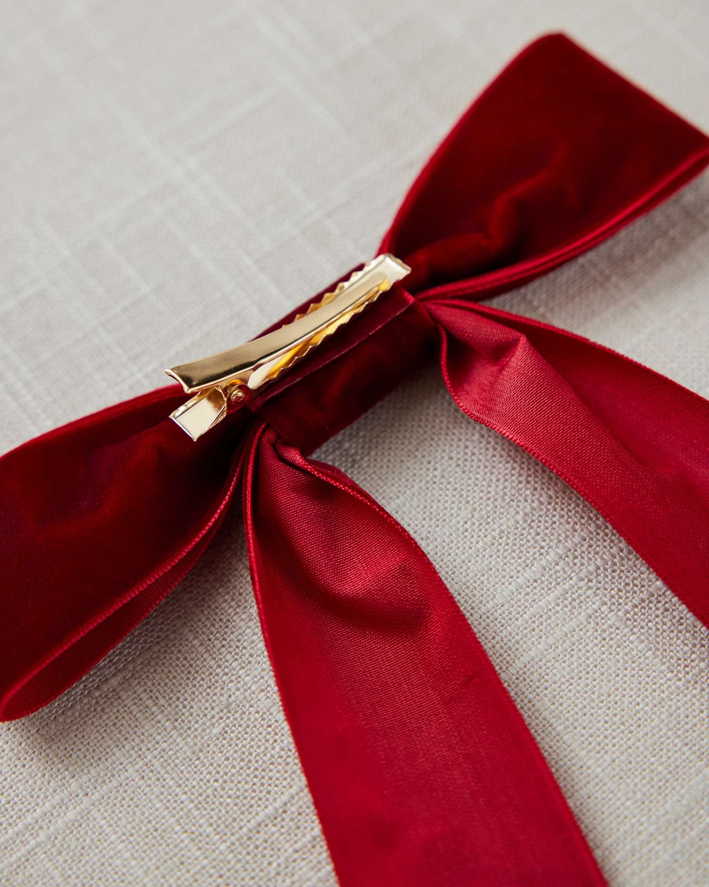 Burgundy Luxe Pre Tied Bows Set of 12 by Balsam Hill Closeup 10