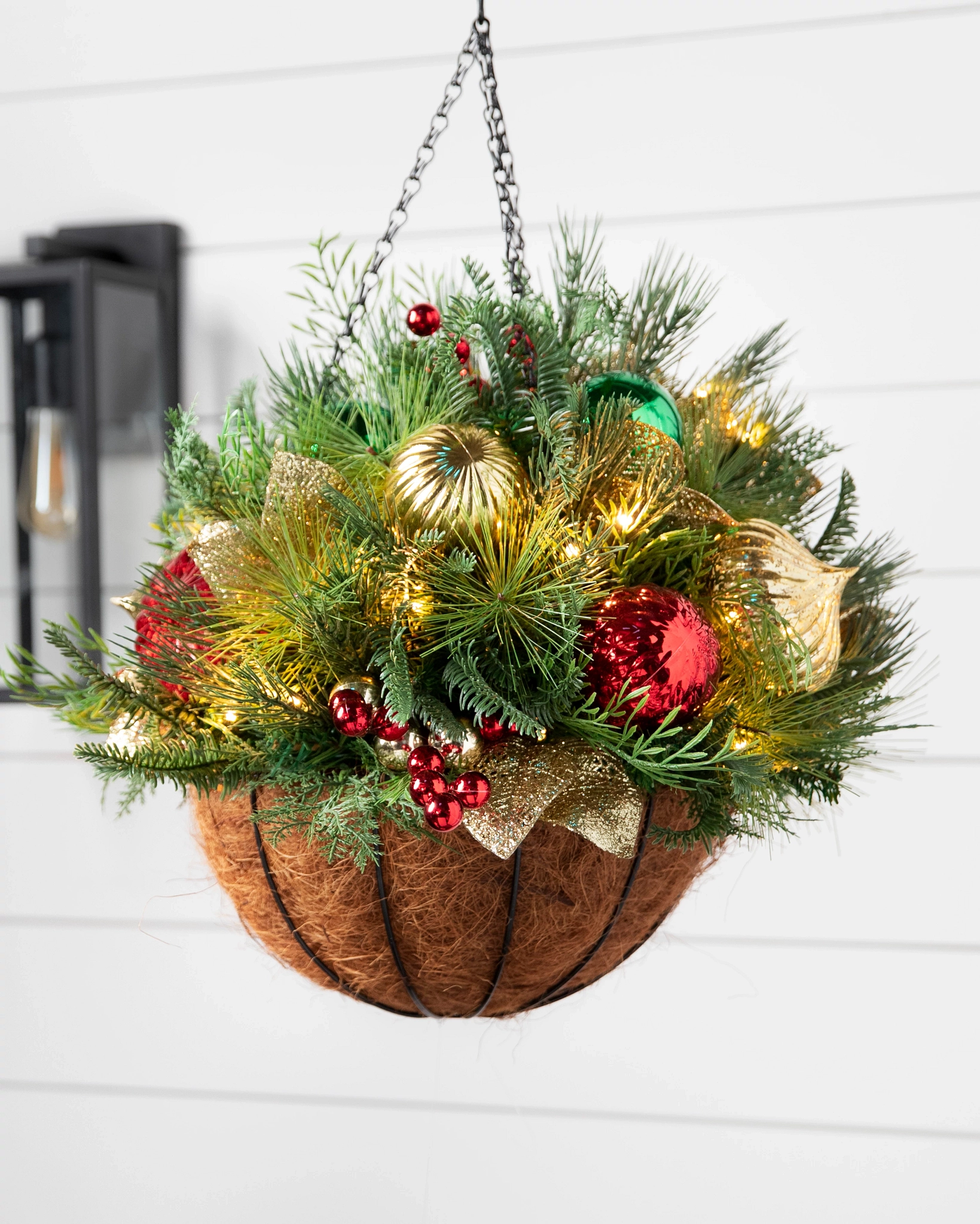 Outdoor Christmas Swags and Hanging Baskets | Balsam Hill