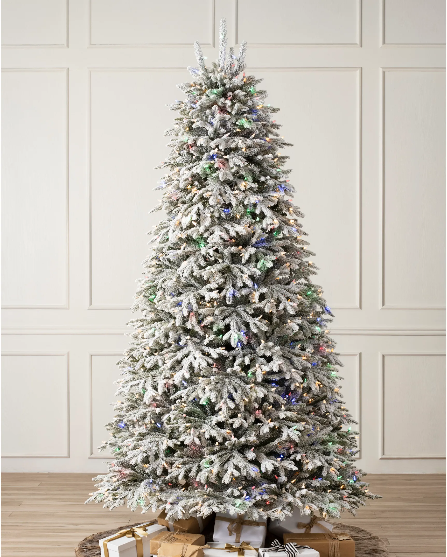 Pre lit outlet frosted christmas tree