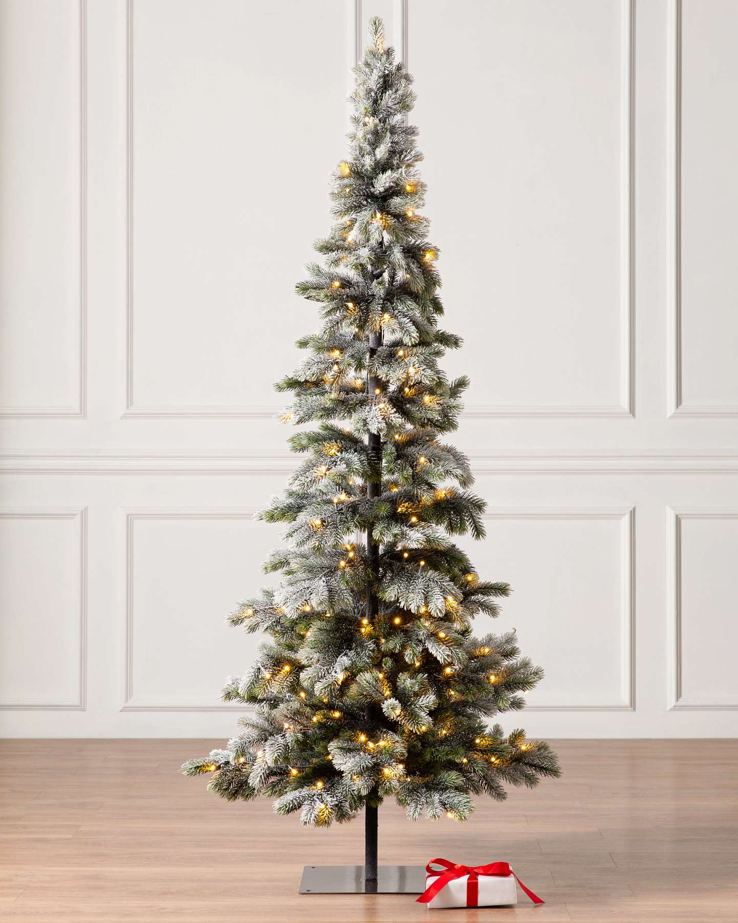 Balsam Hill 6-Foot Frosted Forest Pine Tree Full Display