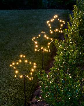Holiday Silhouettes LED Star Pathway Light Set Holiday Silhouettes LED Star Pathway Light Set