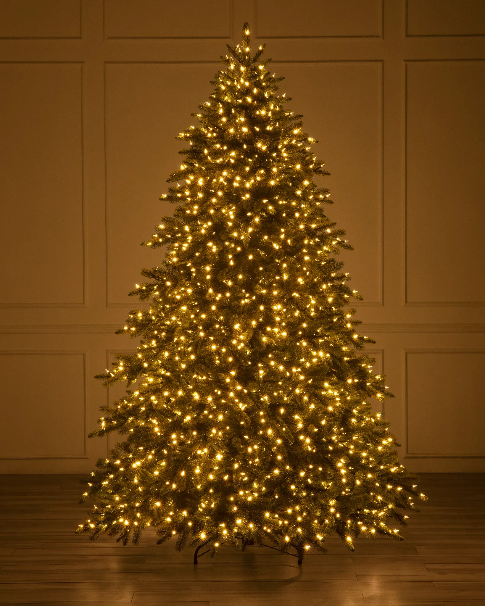Aspen Estate Fir® Artificial Christmas Tree | Balsam Hill
