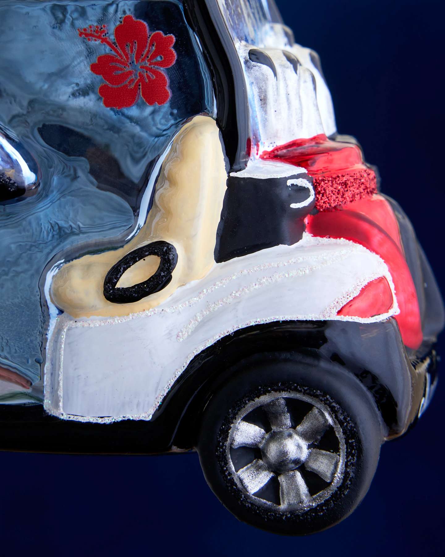 Balsam Hill Studio Maui Beige Golf Cart Ornament